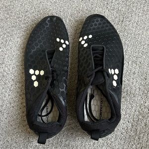 VIVOBAREFOOT Running shoes